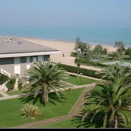 Casa Sul Mare Da Vinci Lägenhet Silvi Marina